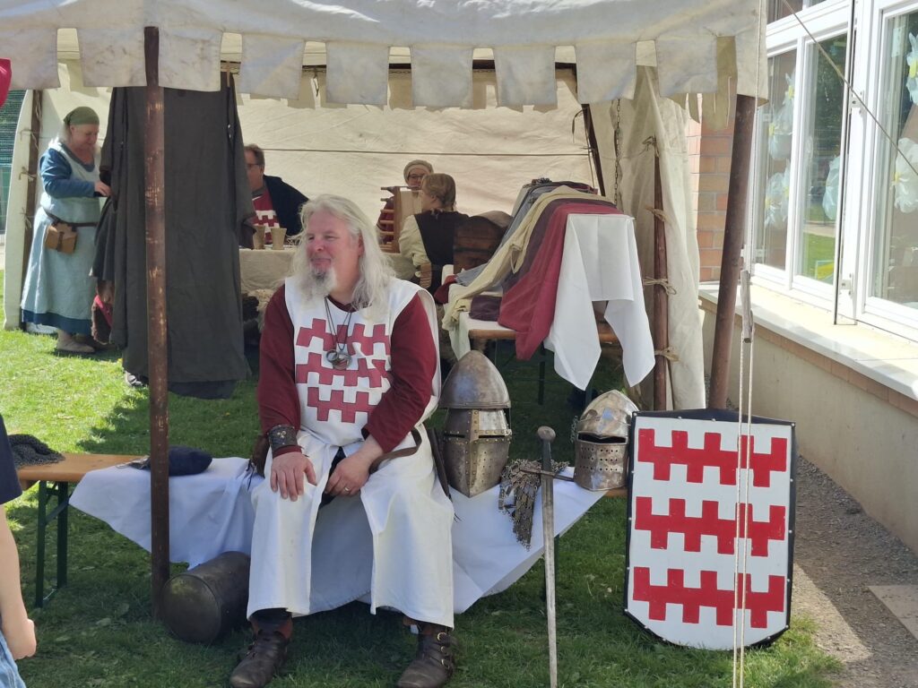 Ritter im Zelt