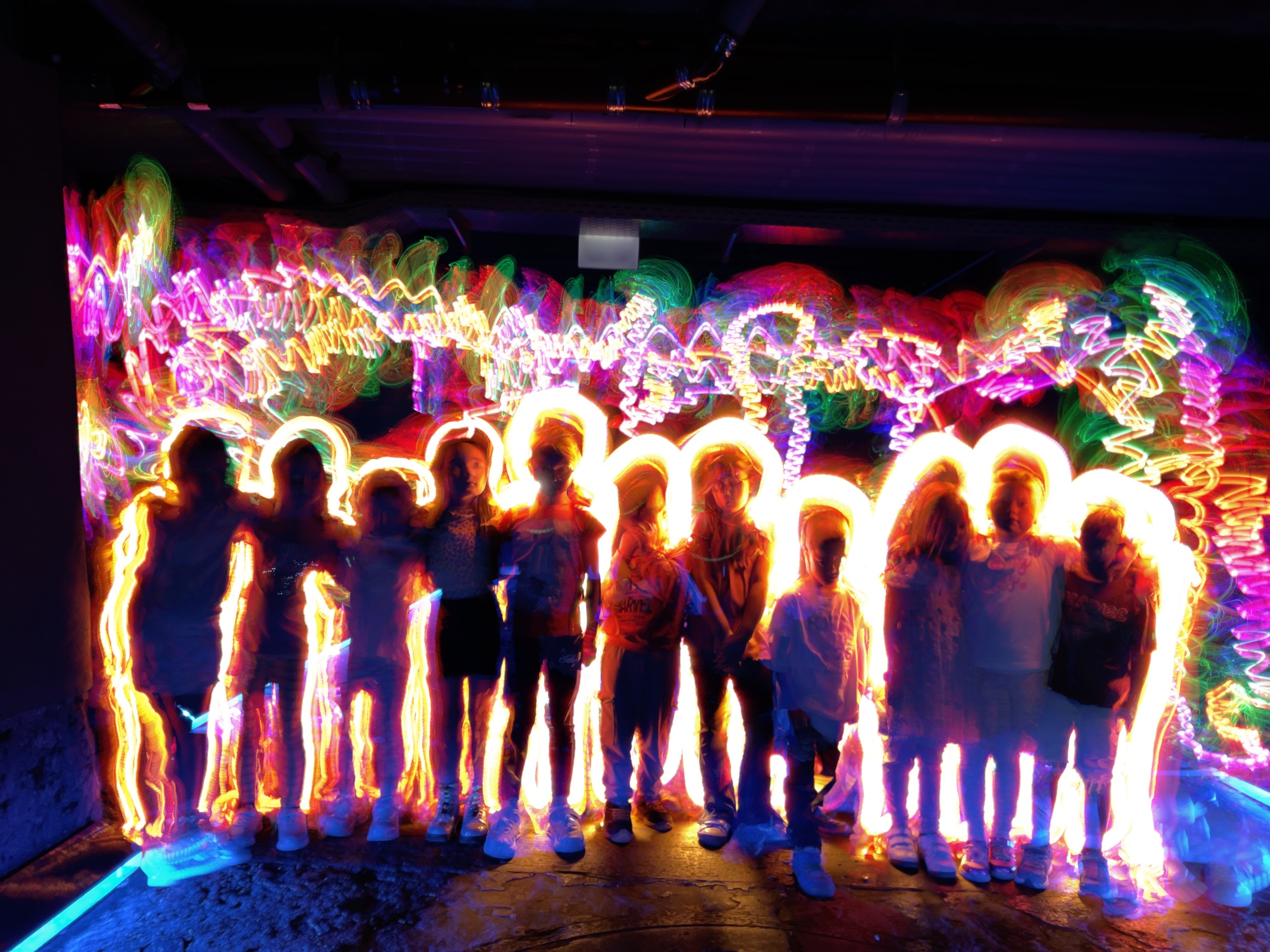 Kindergruppe als Lichtgemälde