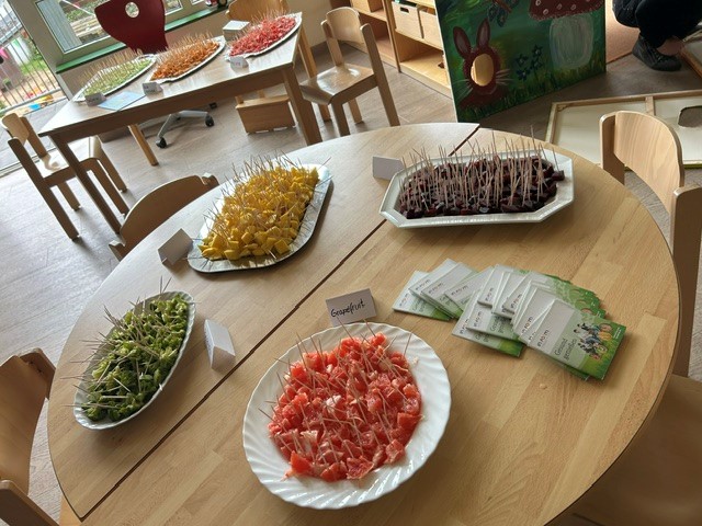 gesundes Essen auf Tellern