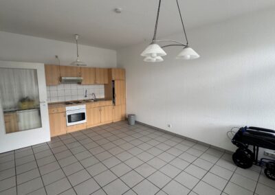 Zimmer mit Küchenzeile