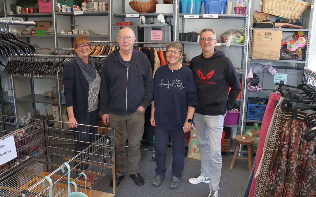 Altkleider: Laden statt Container